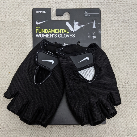 Nike Women's Gym Ultimate Fitness Gloves medium - Picture 4 of 6